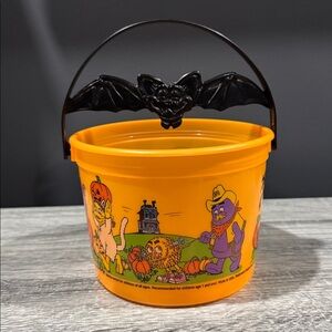 McDonald’s | 2001 Vintage Orange Halloween Happy Meal Boo Bucket w/Bat Handle
